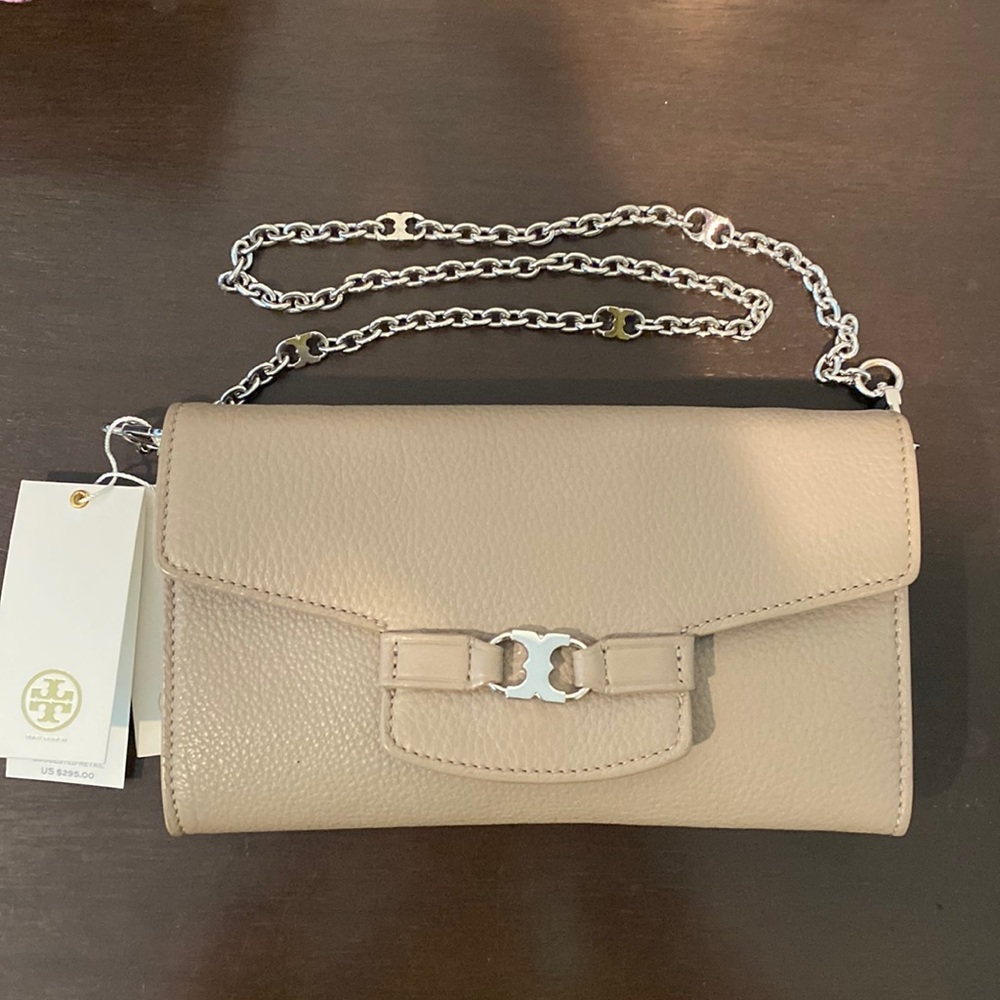 Tory Burch Gemini Link Clutch